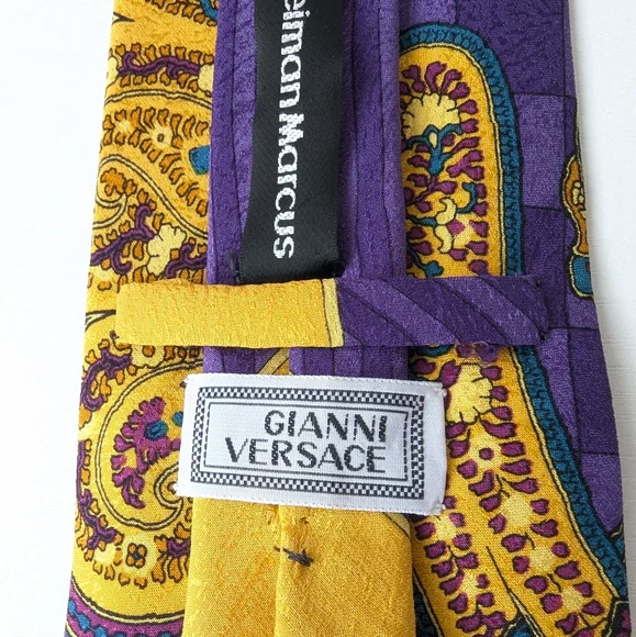 Versace Purple and Yellow Men's Tie - Picture 6 of 13